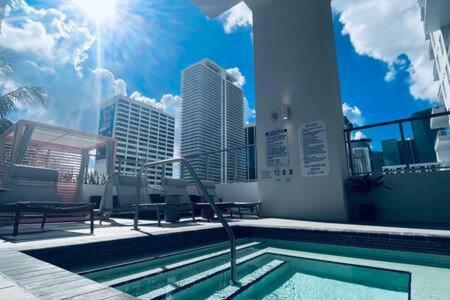 شقة Heart Of Downtown Miami Studio Pool & Gym المظهر الخارجي الصورة